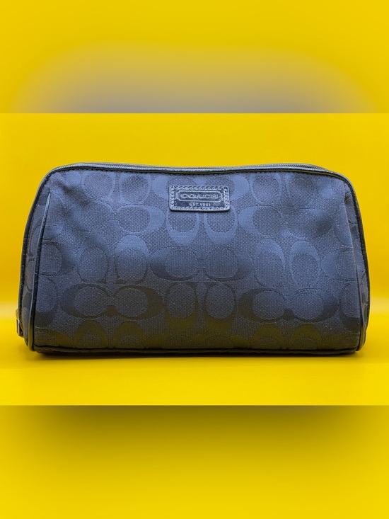 Coach Handbags - Coach Black Signature Jacquard Large Cosmetic Pouch COA Authenticed 9”x 2.5”x5”